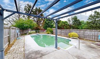 223 Aldridge Ln, Archdale, NC 27263
