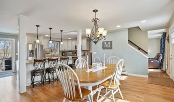 53 Clearview Dr, Brookfield, CT 06804