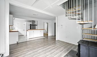 3 Gedney St, Augusta, ME 04330