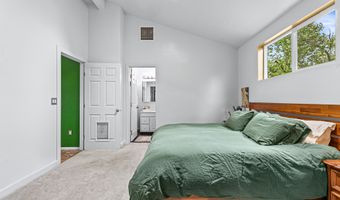 2999 Diane St, Ashland, OR 97520