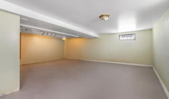 65 Rose Ct, Albany, NY 12209