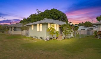 691 Kihapai St B, Kailua, HI 96734
