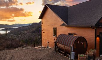 374 Carbine Dr, Clark Fork, ID 83811