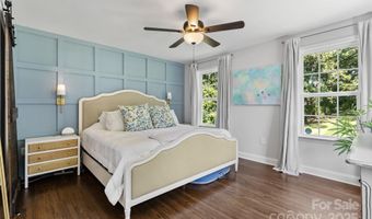 4405 Somerdale Ln, Charlotte, NC 28205