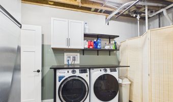 214 E Wapello St, Agency, IA 52530
