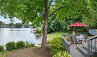 3673 ACE Dr, Akron, OH 44319