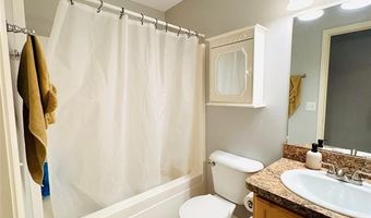 2808 Barclay Way, Ann Arbor, MI 48105