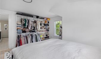 110 Spofford Ave, Warwick, RI 02888