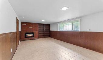 16917 CICOTTE Ave, Allen Park, MI 48101