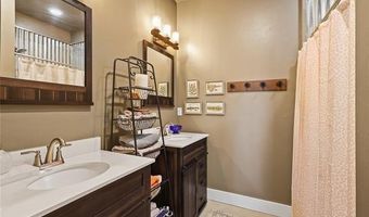6213 Myall Rd, Ardmore, OK 73401