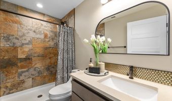 15915 SE HAROLD Ave, Milwaukie, OR 97267