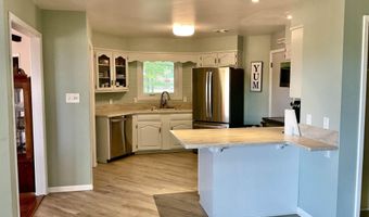 124 Big Pine Rd, Batesville, AR 72501