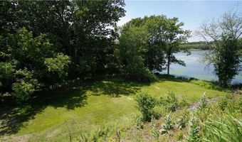 14 Temple Pl, Central Falls, RI 02863