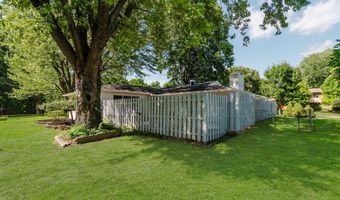 931 Mellowood Dr, Indianapolis, IN 46217