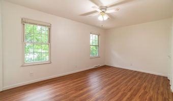 1226 Wissmann Dr, Ballwin, MO 63011