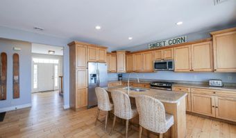 2070 W Riverside Dr, Atlantic City, NJ 08401