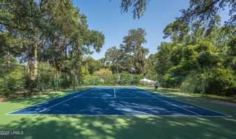 66 Petigru Dr, Beaufort, SC 29902