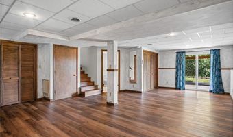 8381 Pratt Rd, Atchison, KS 66002