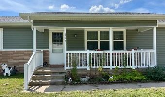 200 S Karner Ave, Altamont, KS 67330