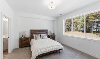 5244 Yorktown Ct NE, Alexandria, MN 56308
