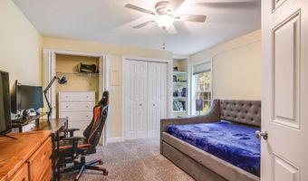 4 Chablis Ct, Bedford, NH 03110