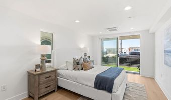 212 S Pacific Street 214, Oceanside, CA 92054