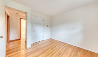 2 Doubleday Rd, Columbia, CT 06237