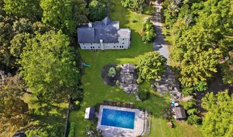 10 Stagecoach Ln, Amenia, NY 12501