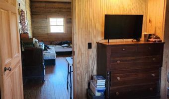 1748 Co Rd P-320, Ava, MO 65608