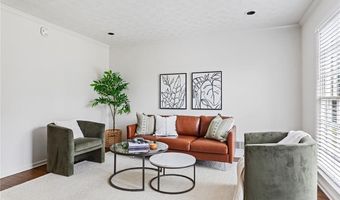 994 Coach House Dr, Tucker, GA 30084