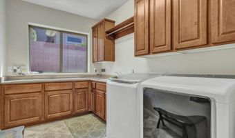 3220 W FEATHER SOUND Dr, Anthem, AZ 85086