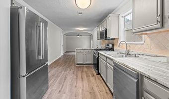 696 Tomahawk Pl, Austell, GA 30168