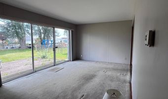 6336 Marina Dr, Algonac, MI 48001