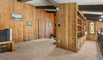 111 NE 15th Ave, Aberdeen, SD 57401