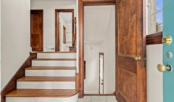 1006 26TH St S, Arlington, VA 22202