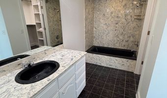 561 W Redbud Ln, Atoka, OK 74525