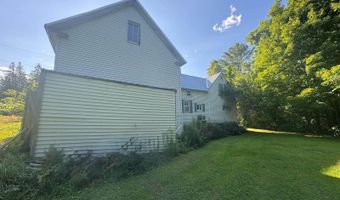 121 Main Rd, Abbot, ME 04406