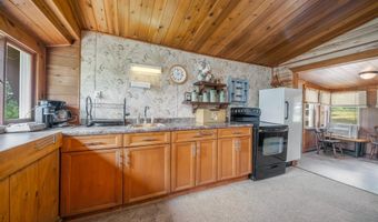 9079 BOELTER LAKE Dr, Almond, WI 54909