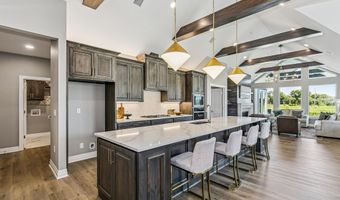 200 W Boxthorn Dr, Andover, KS 67002