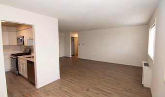 750 S DICKERSON St 414, Arlington, VA 22204