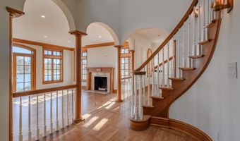 12 Runkenhage Rd, Darien, CT 06820