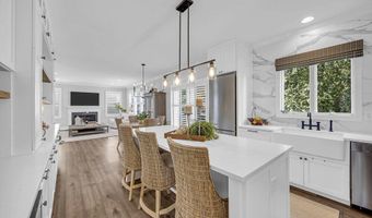 4 Isabella Ct, Atlantic Highlands, NJ 07716