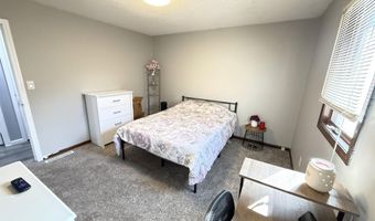 1604 Allison Blvd, Auburn, IN 46706