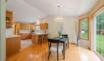 1424 E KEYSTONE Ln, Appleton, WI 54913