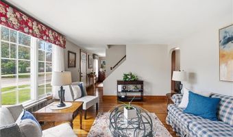 123 Royal Ave, Cranston, RI 02920