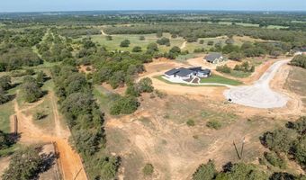 156 Hidden Timbers Dr, Alvord, TX 76225