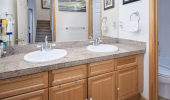 1082 W Wildwood Rd C, Avon, CO 81620