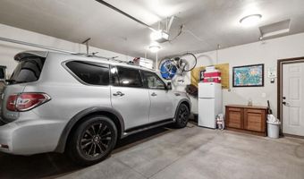 1074 W WILLIS Way, Appleton, WI 54913
