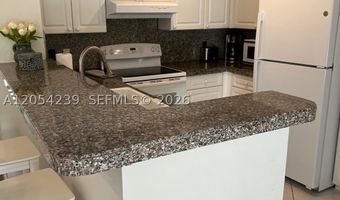 19901 E Country Club Dr 2207, Aventura, FL 33180