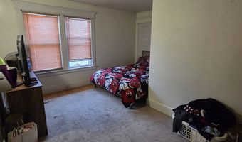 18 Darby St, Bloomfield, CT 06002